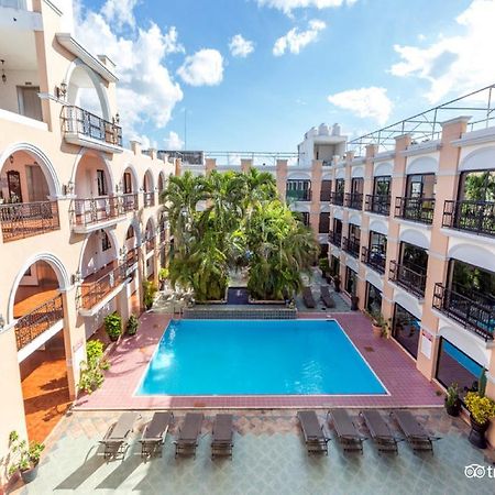 מרידה Hotel Doralba Inn מראה חיצוני תמונה