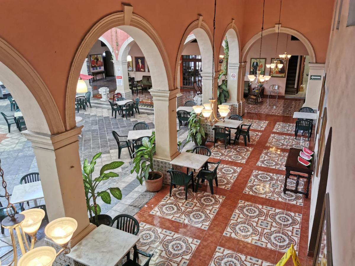 מרידה Hotel Doralba Inn מראה חיצוני תמונה