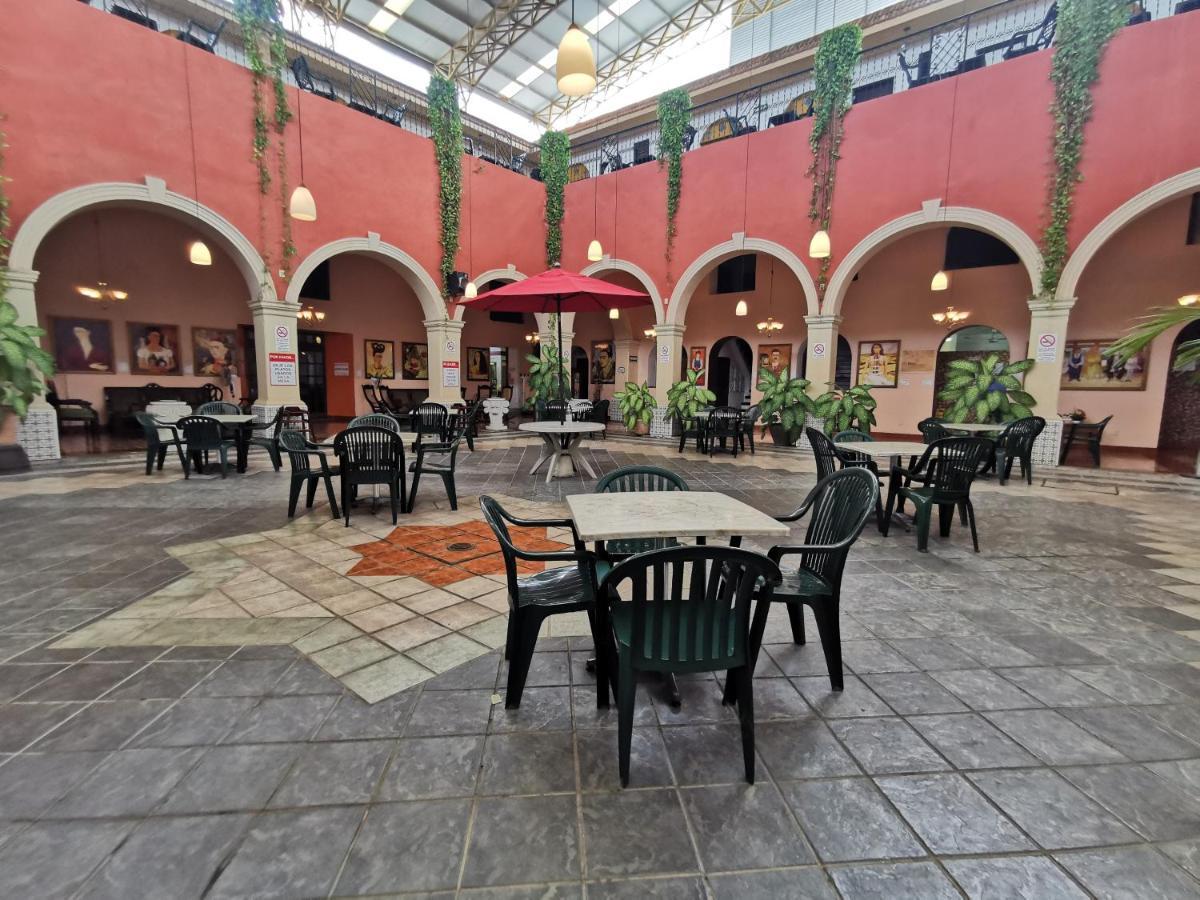 מרידה Hotel Doralba Inn מראה חיצוני תמונה