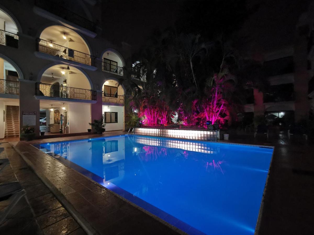 מרידה Hotel Doralba Inn מראה חיצוני תמונה