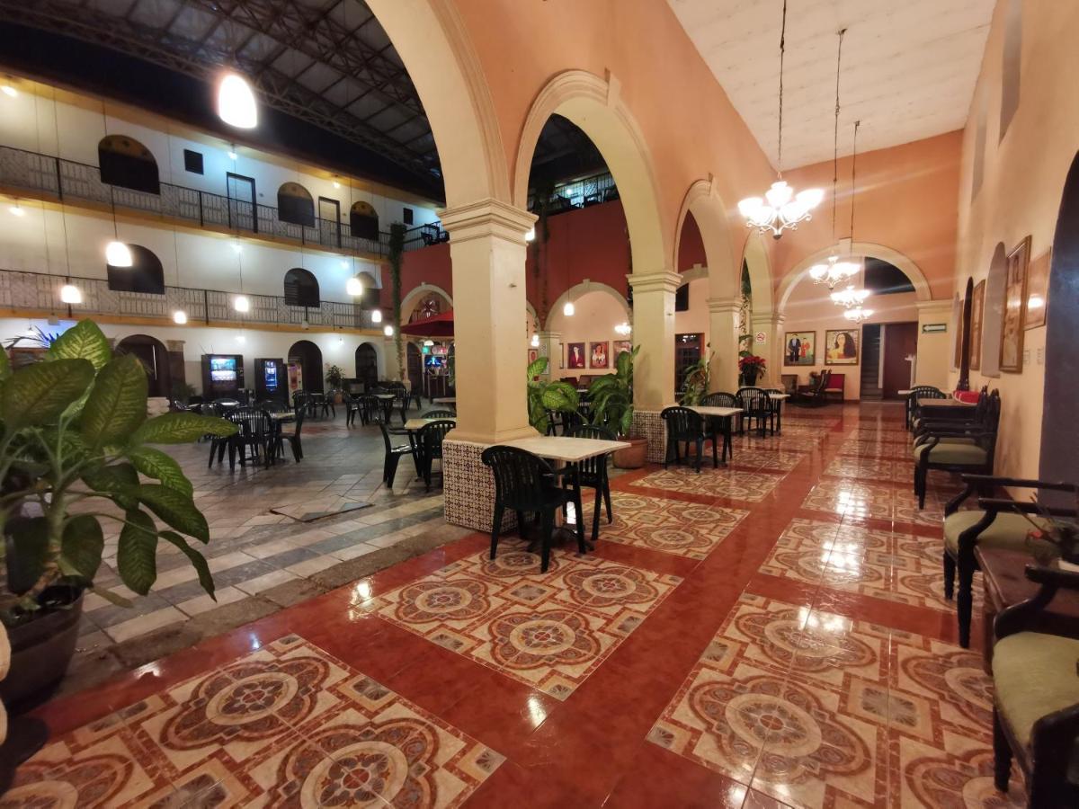 מרידה Hotel Doralba Inn מראה חיצוני תמונה