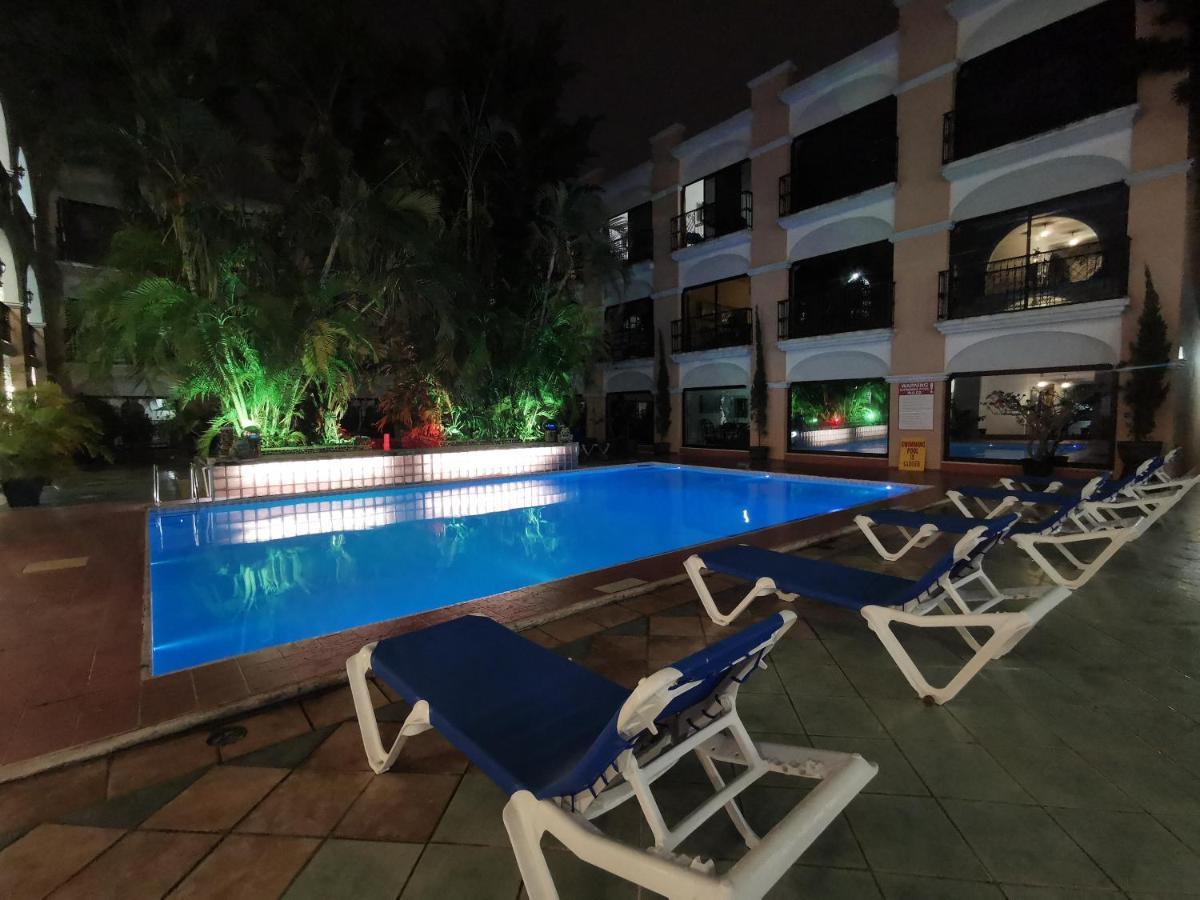 מרידה Hotel Doralba Inn מראה חיצוני תמונה