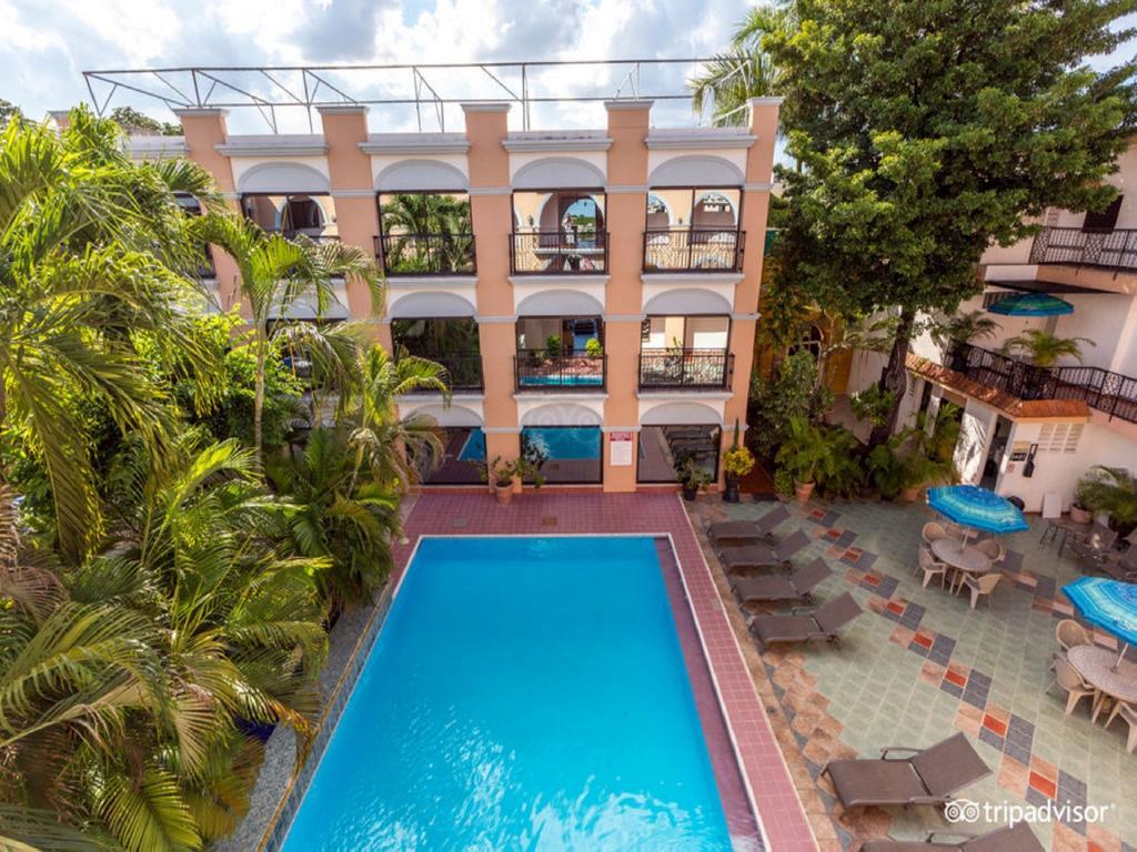 מרידה Hotel Doralba Inn מראה חיצוני תמונה